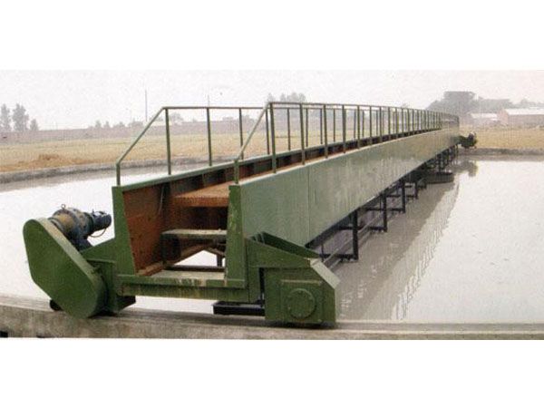 虹吸式吸泥機(jī)